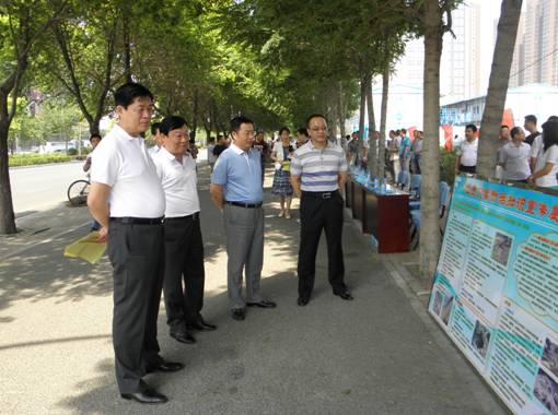 锦州市国土资源局积极开展全国“土地日”宣...